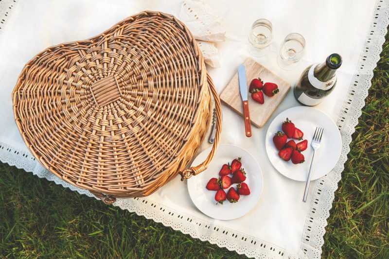 Heart Picnic Basket - Willow Basket w/Deluxe Picnic Service For 2 - 5