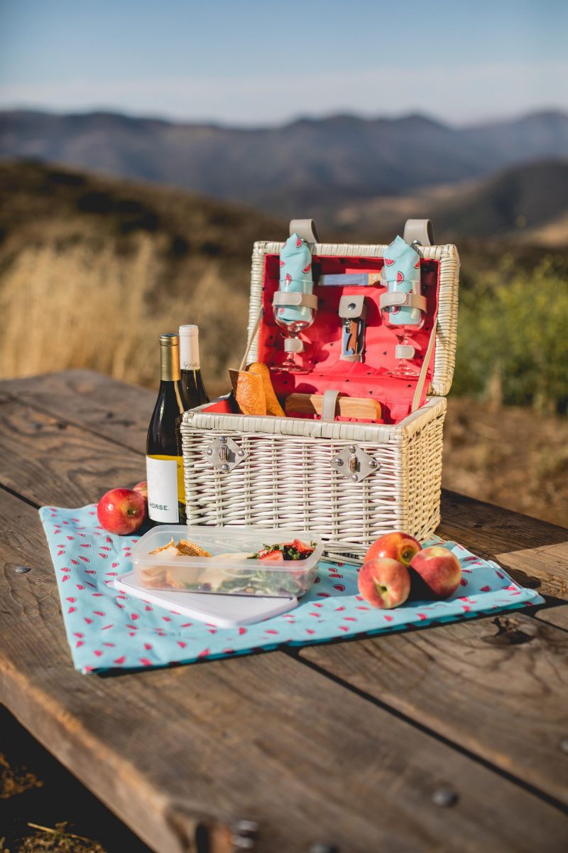 Napa Picnic Basket w/Service for Two - 7